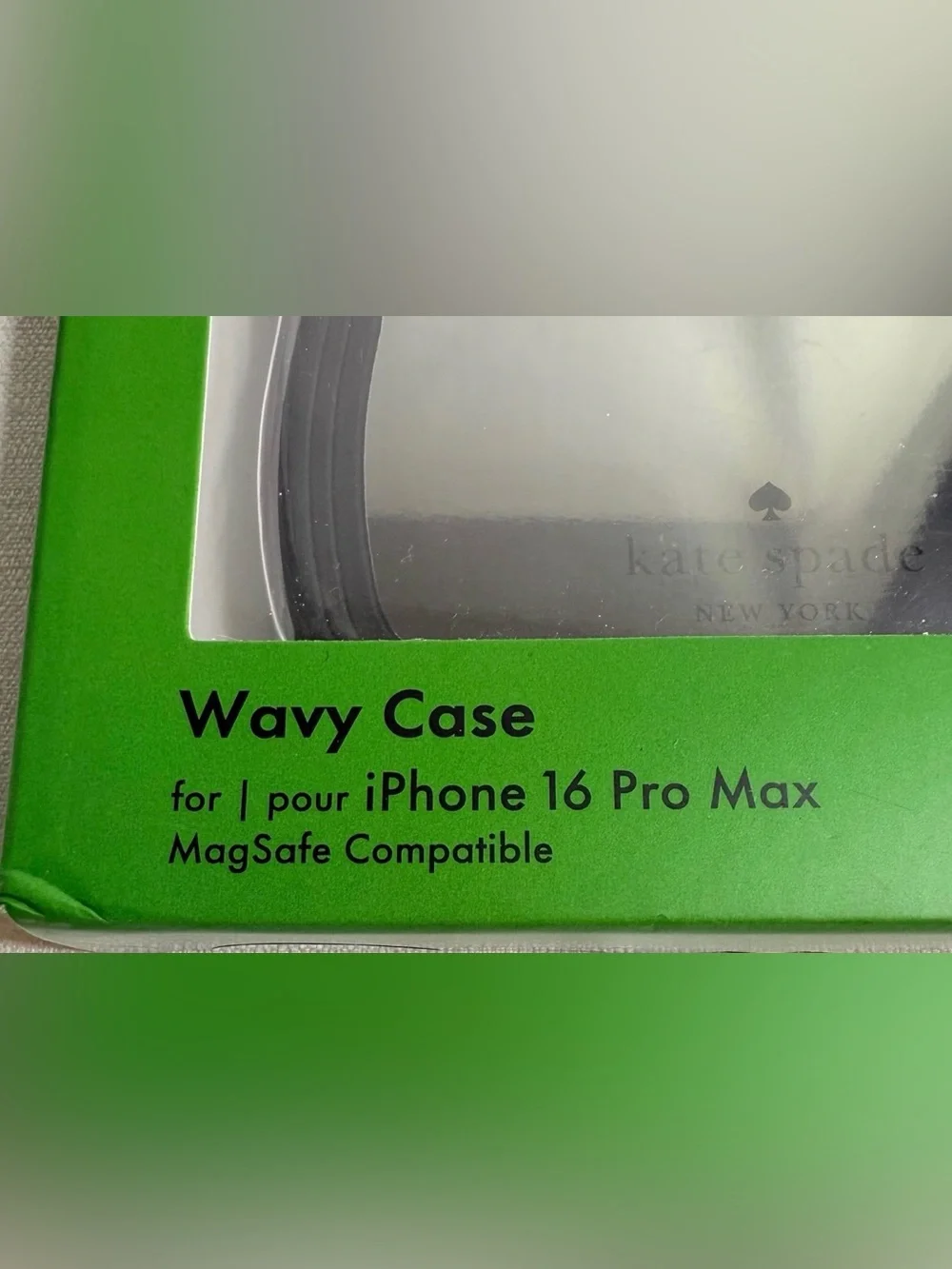 Kate Spade New York Wavy Case Design iPhone 16 Pro Max New